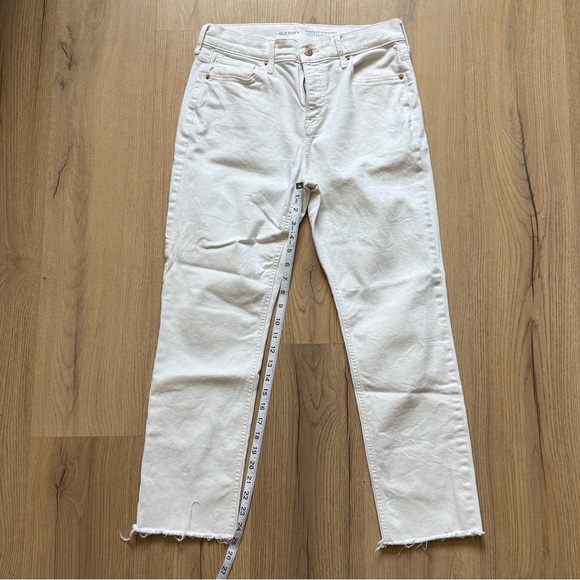 Old Navy Perfect Straight Jeans in White - Picture 1 of 5